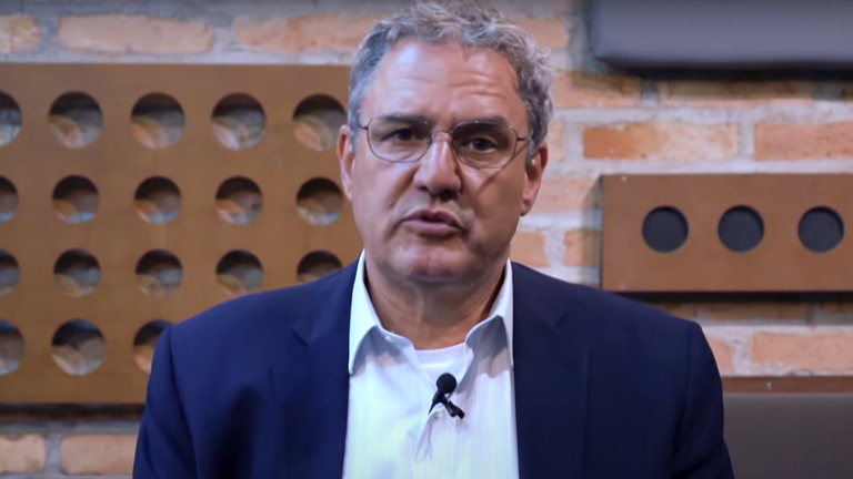 Tarifaço dos EUA causa desvios e ameaça agro brasileiro, diz Marcos Jank